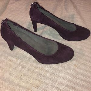 Stuart Weitzman deep purple/burgundy suede heels